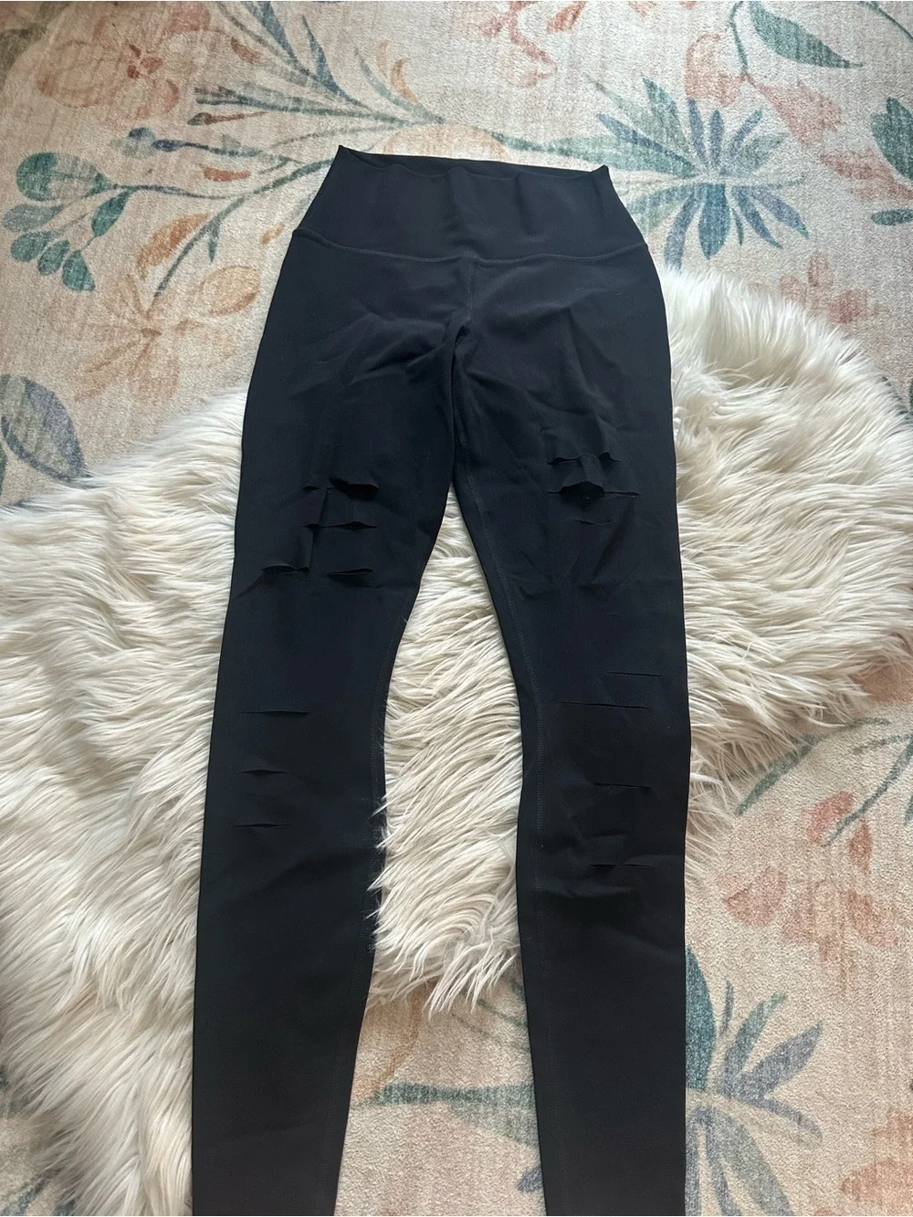 ALO Black Ripped Warrior Leggings